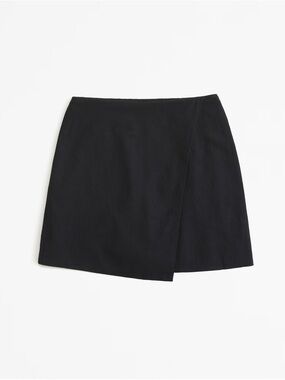 Abercrombie & Fitch Scarlett wrap Black Mini Skort